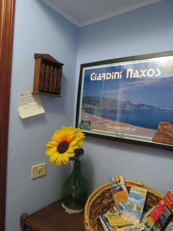 Appartamento Maria Giovanna Giardini Naxos Δωμάτιο φωτογραφία